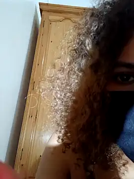 ghadiraa online show from October 9, 1:14 am