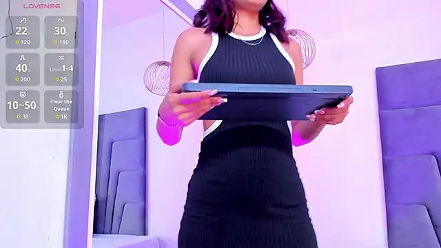 Mia Gil  online show from September 16, 7:59 pm