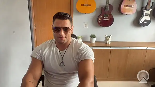 KRYSTALIZEDY online show from April 8, 5:24 pm