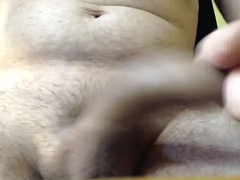 Snapshot of loquito261 chatting on October 2, 6:04 pm loquito261 online show from October 2, 6:04 pm