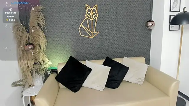 vane vixen online show from September 24, 7:39 pm