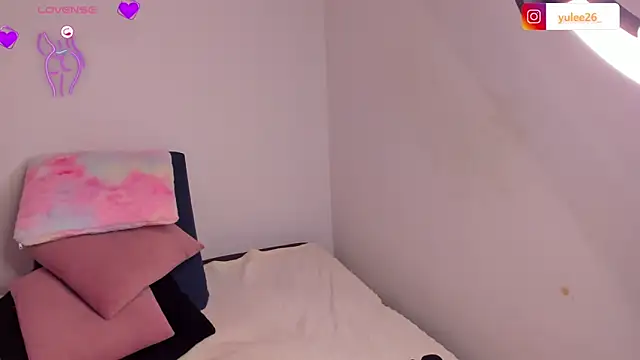 Snapshot of Brandy_brown_ chatting on September 30, 12:15 am Brandy brown online show from September 30, 12:15 am