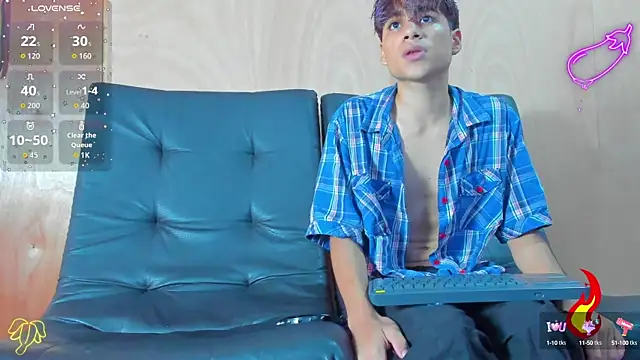 spicy adonhis online show from October 13, 1:11 pm