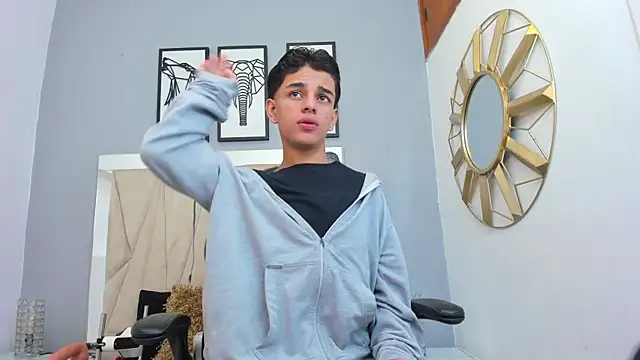 owen  johnson online show from October 4, 12:03 pm