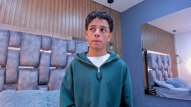 owen  johnson online show from March 20, 11:37 am