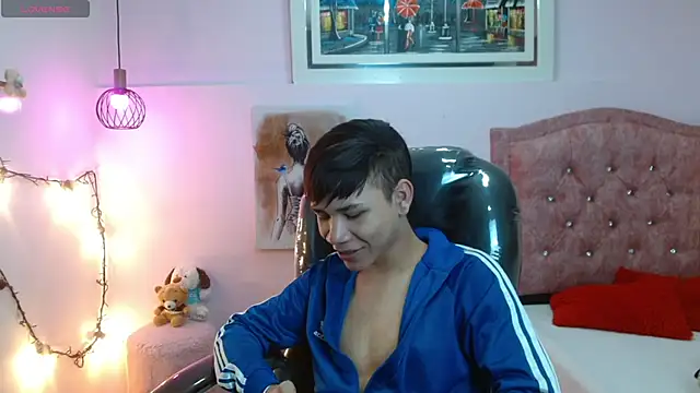 nathanclay online show from October 2, 3:13 am