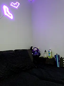 HarleyDemon666 online show from November 16, 11:43 pm