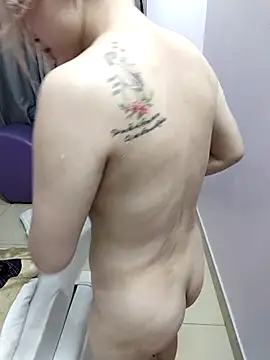 Jess-Thuy online show from October 14, 1:01 pm