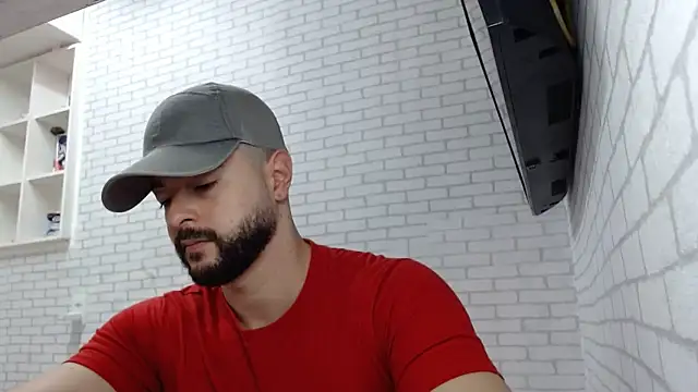 BombeiroHotx online show from June 13, 2:37 pm