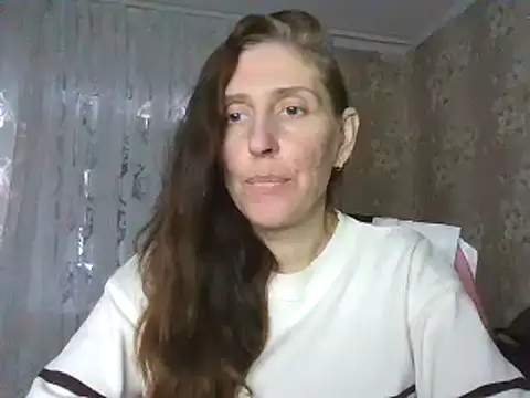 CandiCole online show from November 12, 1:11 pm