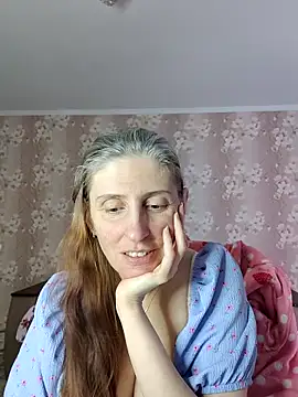 CandiCole online show from June 5, 3:13 am