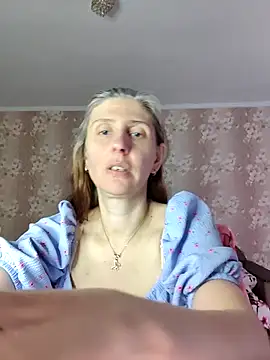 CandiCole online show from June 6, 3:33 am