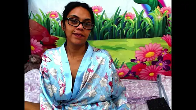 indiandesire4u69 online show from November 13, 4:33 am