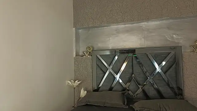  DantFox  online show from February 10, 8:24 pm