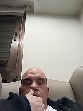 geli45 online show from February 23, 1:36 am