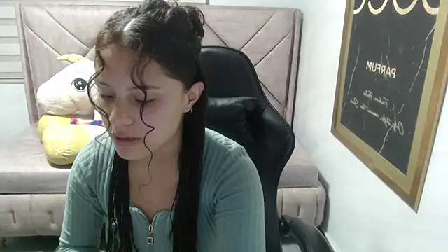 Velvet Moon V online show from November 29, 1:14 pm