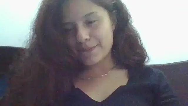 Snapshot of Velvet_Moon_V chatting on April 6, 10:54 pm Velvet Moon V online show from April 6, 10:54 pm