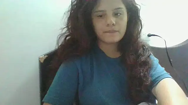 Snapshot of Velvet_Moon_V chatting on April 15, 4:41 am Velvet Moon V online show from April 15, 4:41 am