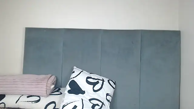 Jah-Queen online show from April 8, 9:04 pm