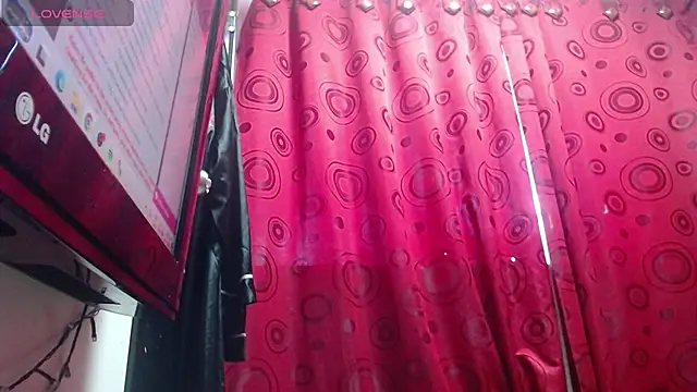 Snapshot of miatentazione chatting on October 6, 11:51 am miatentazione online show from October 6, 11:51 am