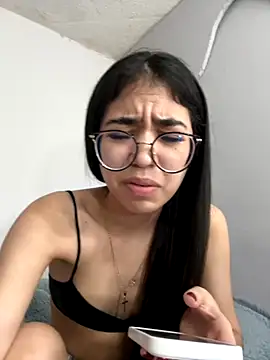  Alix 7 online show from October 1, 1:00 am