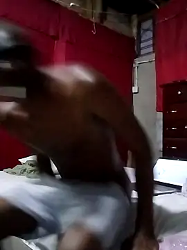 Snapshot of Steehood chatting on November 20, 2:45 am Steehood online show from November 20, 2:45 am