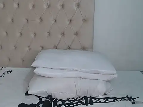 Snapshot of Lolly_Ramochele chatting on October 5, 2:04 pm Lolly Ramochele online show from October 5, 2:04 pm