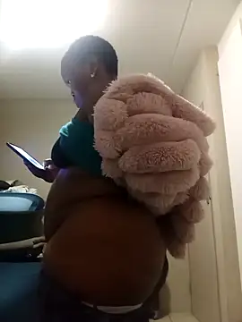 Lolly Ramochele online show from March 14, 4:45 pm