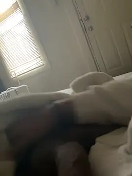 Snapshot of PittsburghKing chatting on November 28, 2:31 pm PittsburghKing online show from November 28, 2:31 pm