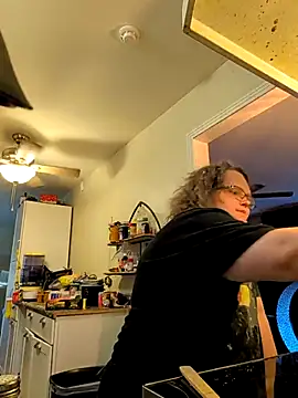 Snapshot of TheMistyPrice chatting on October 22, 10:09 pm TheMistyPrice online show from October 22, 10:09 pm