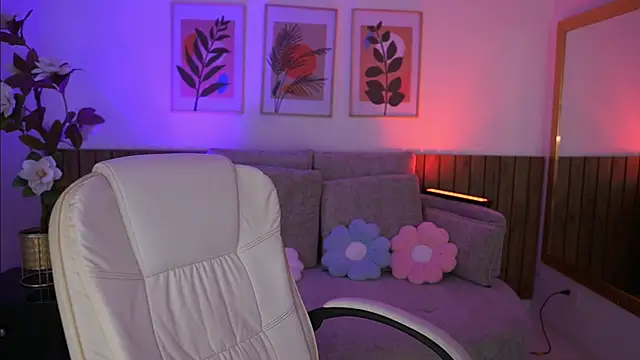 JadeSummerr online show from June 26, 11:36 am