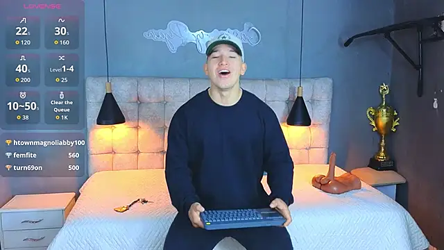 Horny nick18 online show from October 11, 12:26 pm