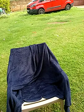 SweetHoney21  online show from December 16, 6:18 am