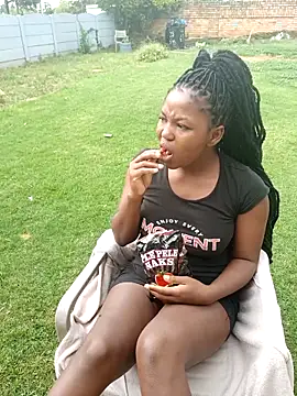 SweetHoney21  online show from February 23, 10:01 am