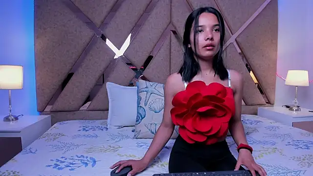 BelhaLawuo online show from December 16, 7:19 pm