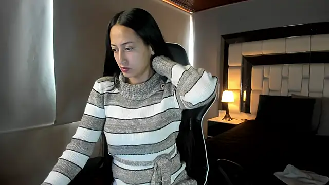 Adhara7 online show from October 17, 6:32 pm