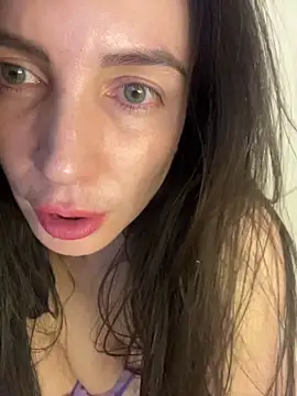 Snapshot of karinasantos_ chatting on March 15, 11:22 pm karinasantos online show from March 15, 11:22 pm