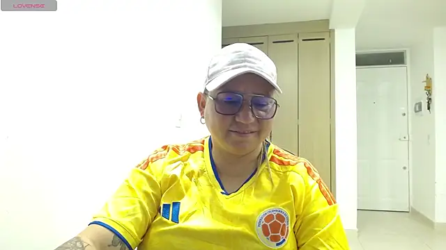 Snapshot of haashkyo chatting on June 18, 5:19 am haashkyo online show from June 18, 5:19 am