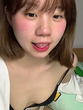 Snapshot of zhaomosheng125216 chatting on March 2, 7:15 am zhaomosheng125216 online show from March 2, 7:15 am