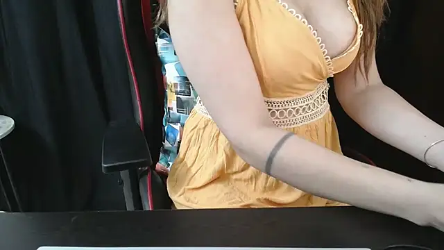 niya-cute online show from July 26, 2:24 pm