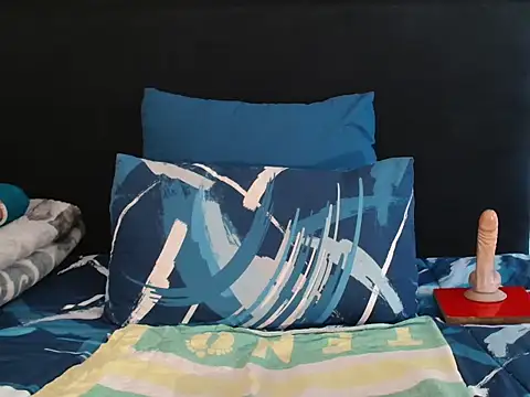 CreamySexyPussy online show from November 12, 10:37 am