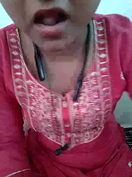 Snapshot of Kavya_Rathore chatting on November 24, 5:29 am Kavya Rathore online show from November 24, 5:29 am