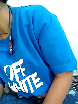 Snapshot of Kavya_Rathore chatting on December 1, 5:12 am Kavya Rathore online show from December 1, 5:12 am