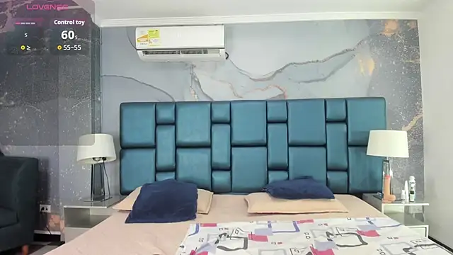 lady kiinky online show from October 3, 6:49 pm