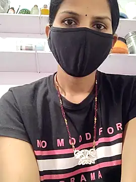 poojam93 online show from September 30, 1:32 am