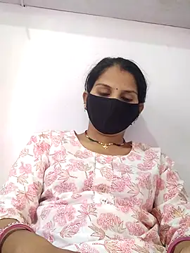 poojam93 online show from October 7, 9:06 am