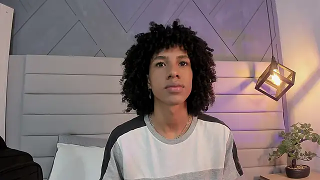 Snapshot of Johan_gz_ chatting on November 12, 11:32 am Johan gz online show from November 12, 11:32 am