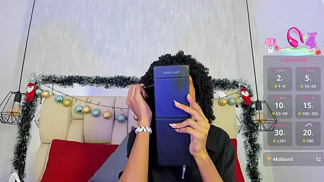 Snapshot of Johan_gz_ chatting on December 19, 11:39 am Johan gz online show from December 19, 11:39 am