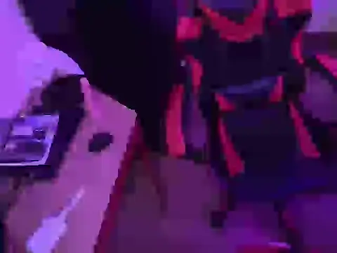 ChloeSnoww online show from September 30, 3:22 am