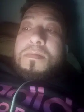 Snapshot of facha28 chatting on January 11, 12:21 pm facha28 online show from January 11, 12:21 pm